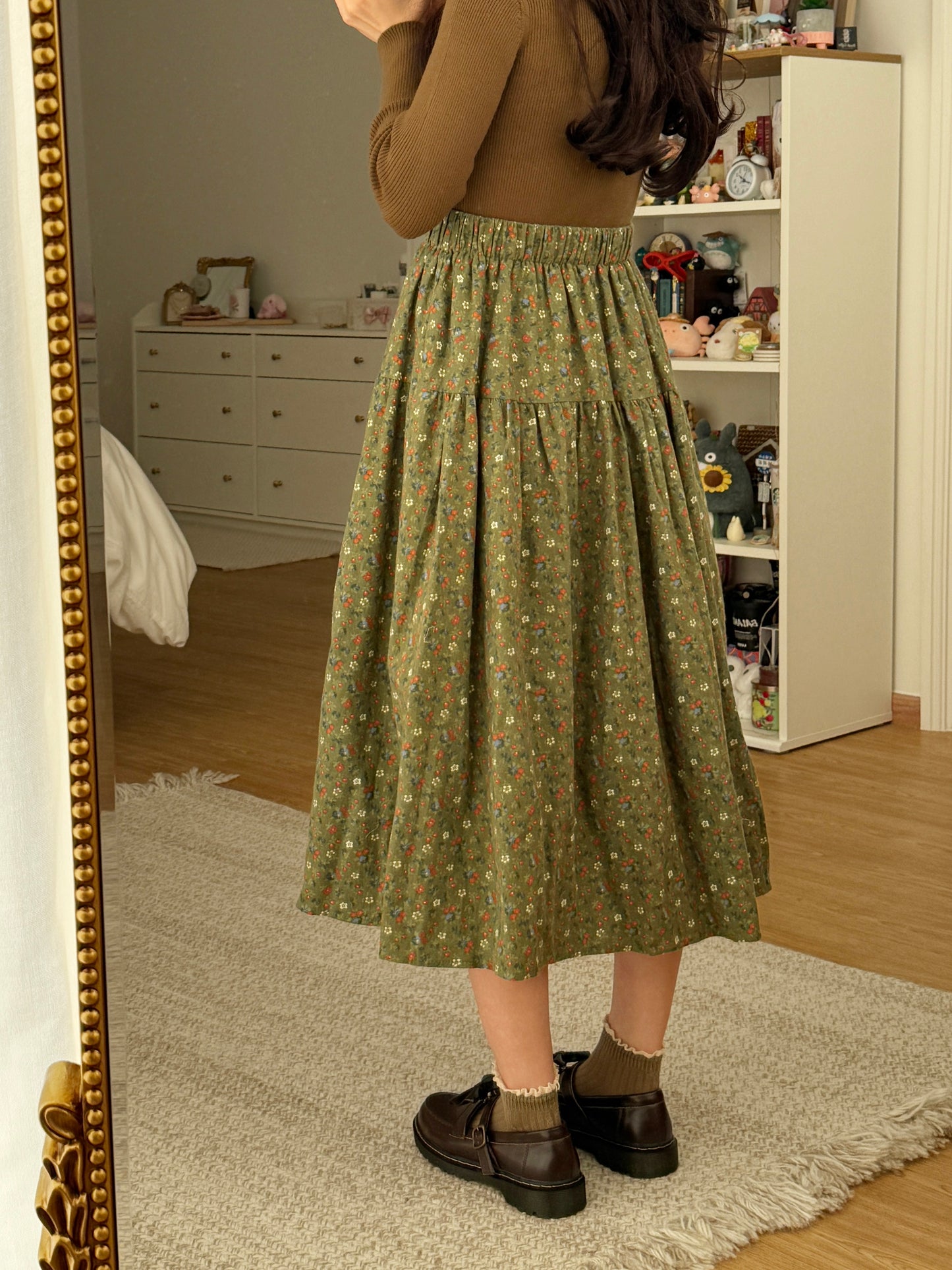 Cozy Floral Midi Skirt (2 Colors)