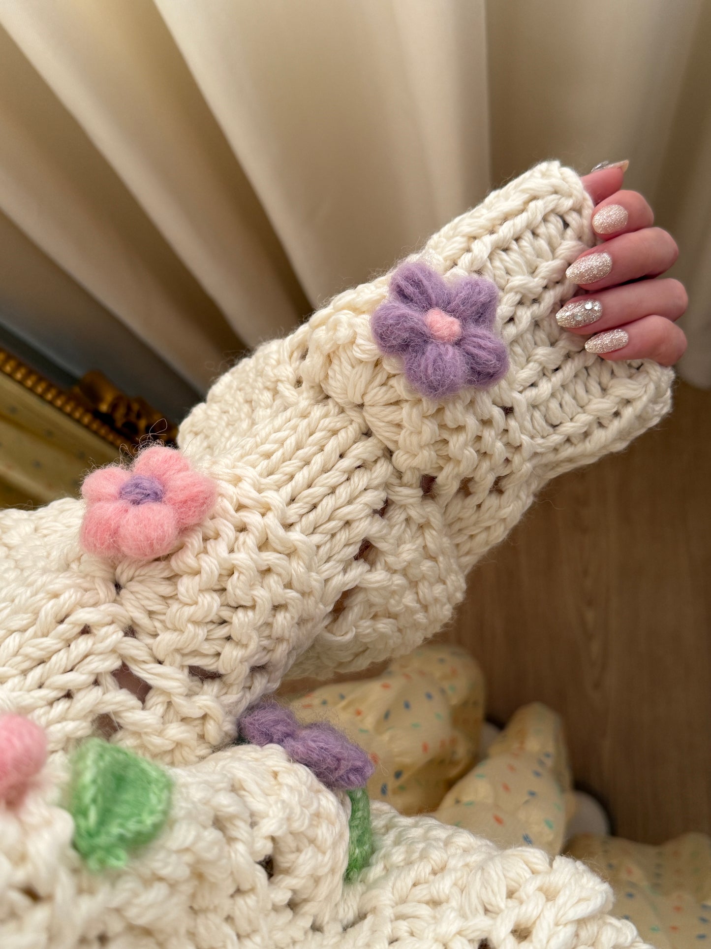 Chunky Floral Knit Cardigan (Cream)