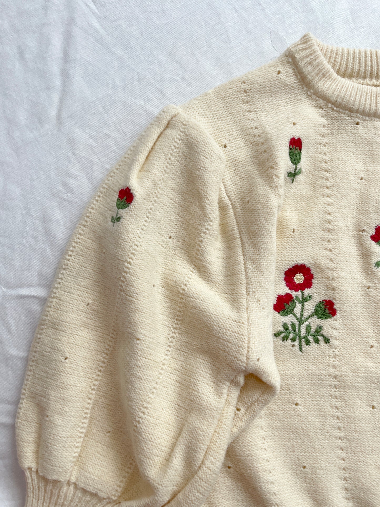 Flower Pop Puff Sleeve Sweater (Cream)