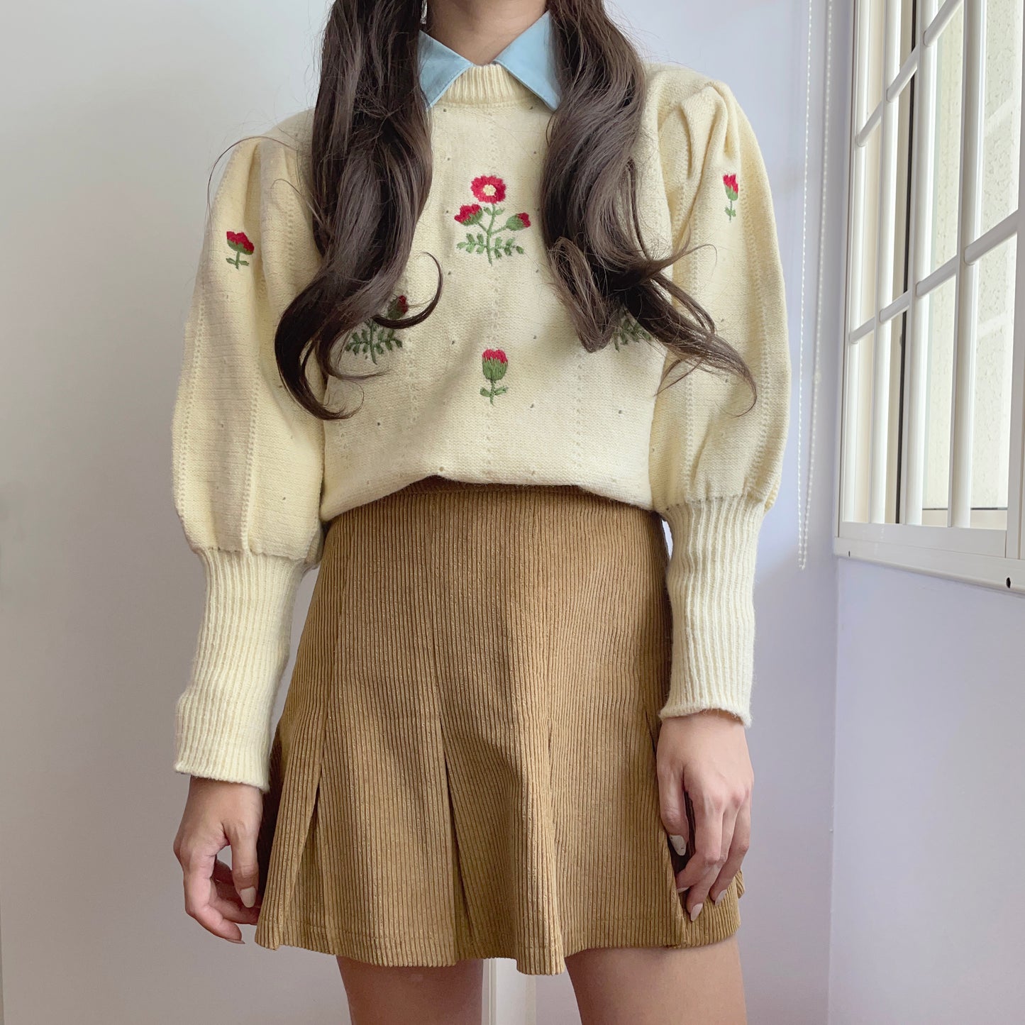 Flower Pop Puff Sleeve Sweater (Cream)