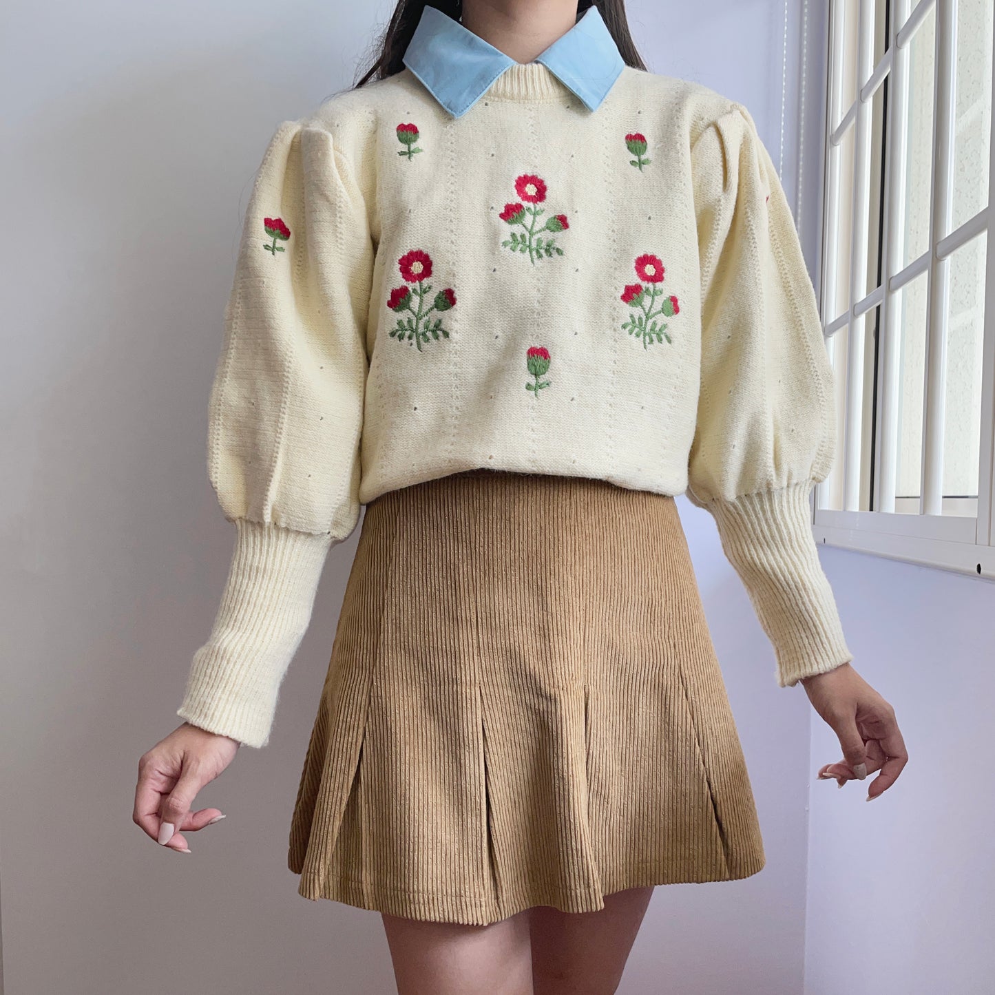 Flower Pop Puff Sleeve Sweater (Cream)