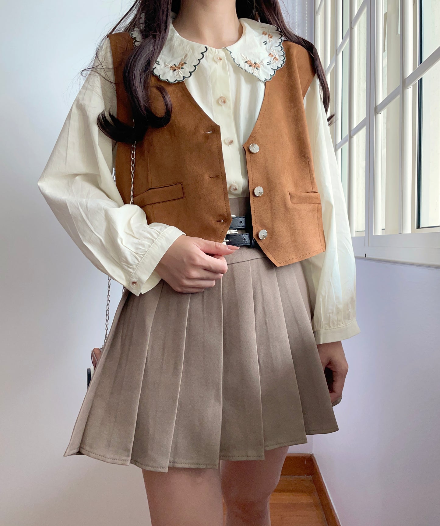 Journalist Suede Waistcoat (Camel)