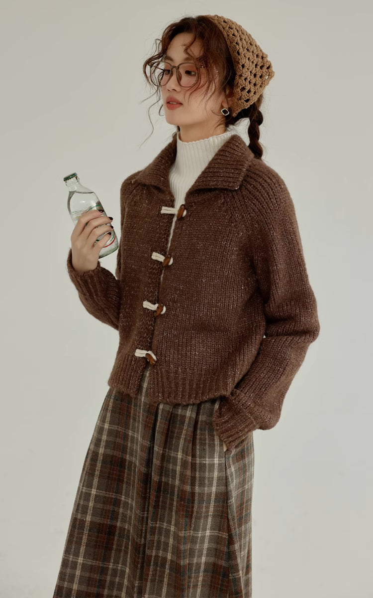 Espresso Plaid Pleated Midi Skirt (Khaki)
