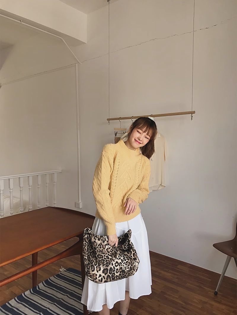 Arrowhead Mock Neck Sweater (4 Colors)