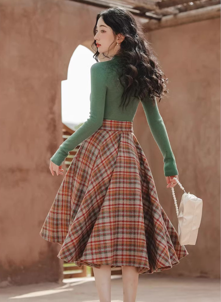 Maple Plaid Midi Circle Skirt (Multicolor)
