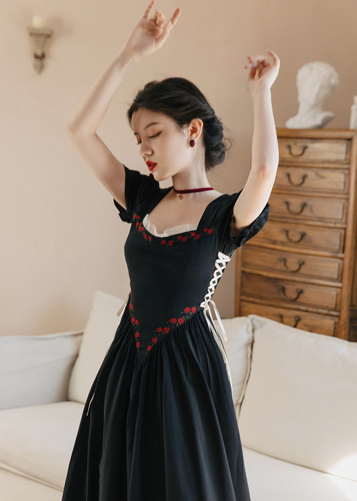 Onyx Rose Lace Up Dress (Black)