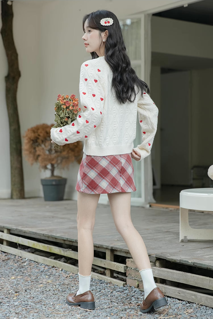 Little Hearts Embroidered Sweater (2 Colors)