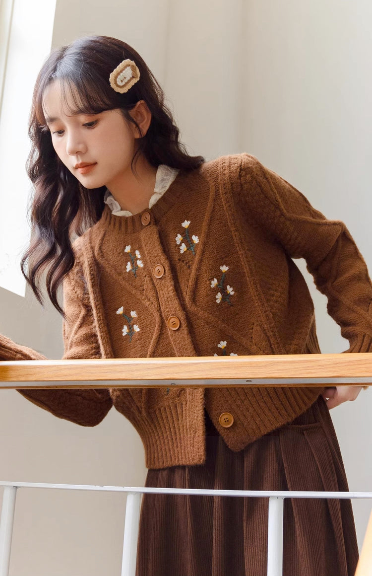 Ditsy Floral Embroidered Round Neck Cardigan (2 Colors)