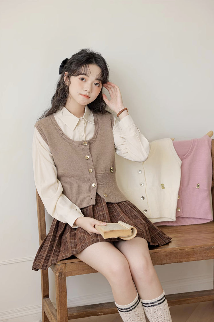 Little Bear Button Vest (3 Colors)
