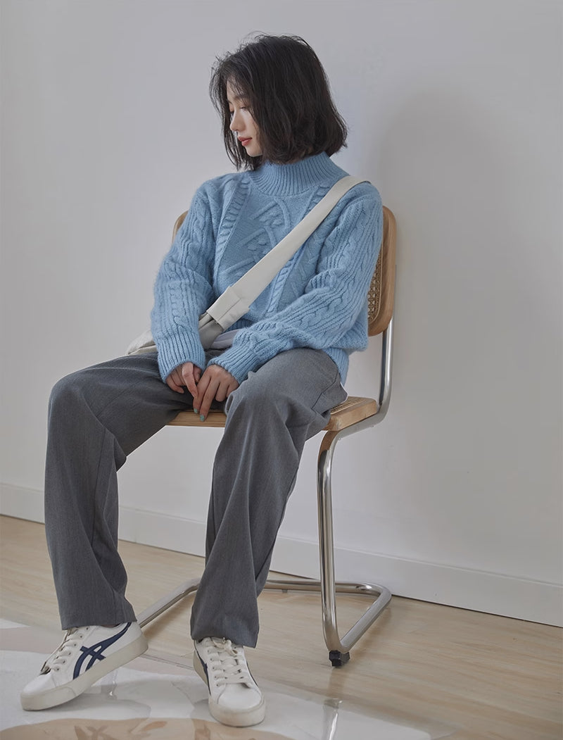 Arrowhead Mock Neck Sweater (4 Colors)