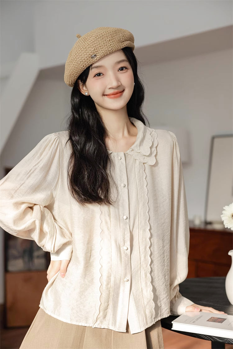 Scallop Trim Blouse (Light Khaki)