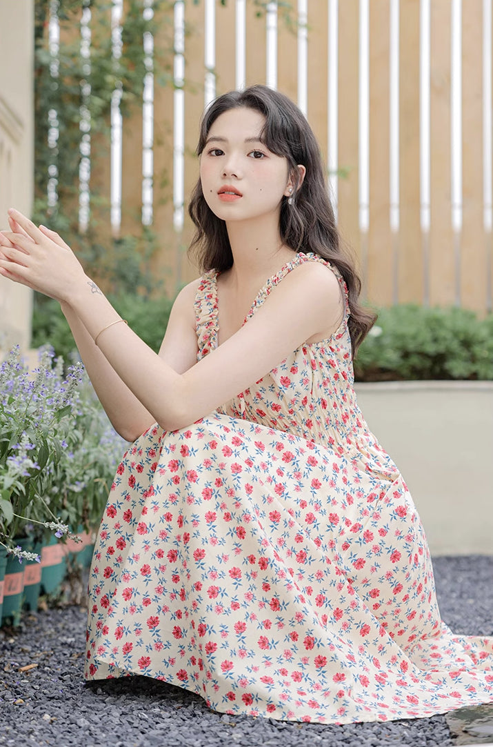 Camellia Smocked Midi Dress (Cream/Red)
