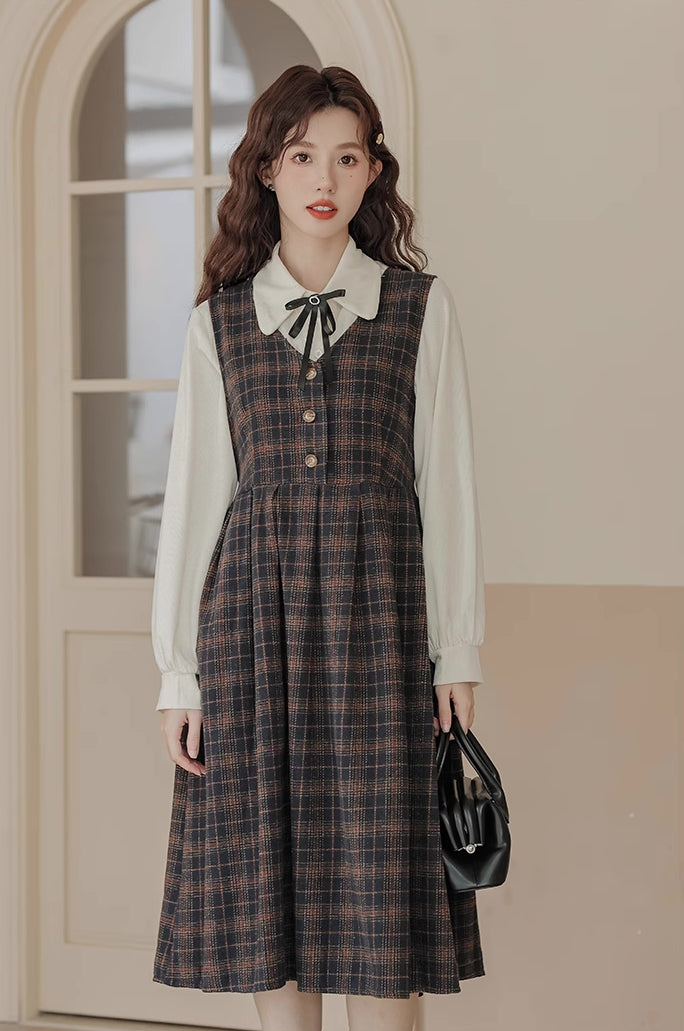 Edinburgh Plaid Pinafore Dress Set (Navy)