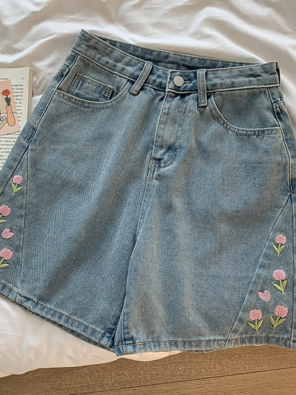 Tulip Tips Embroidered Shorts (Light Denim)