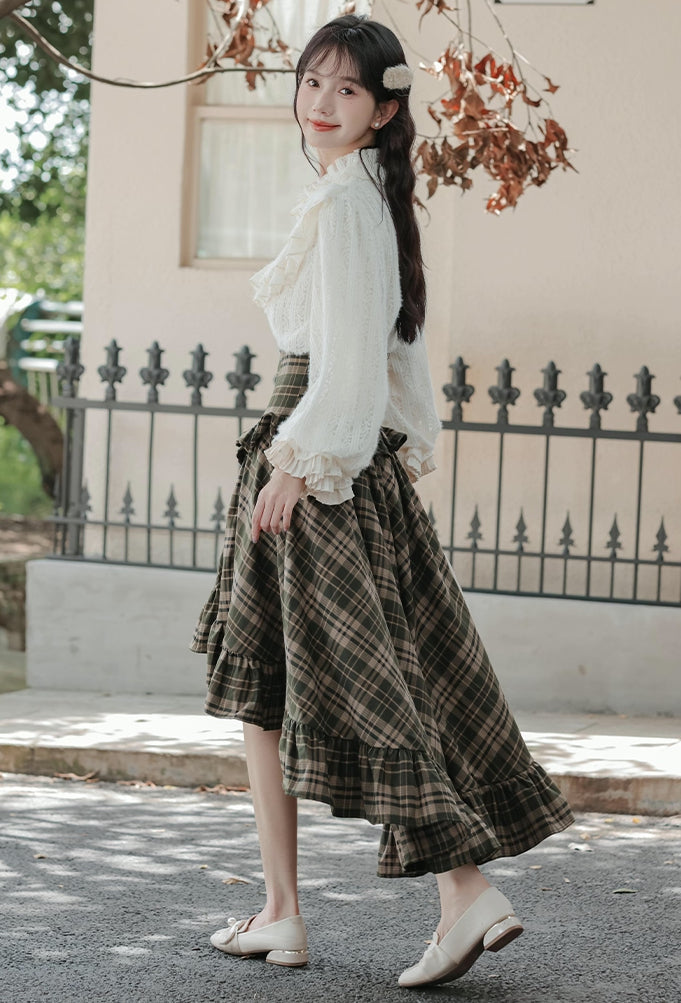 Ornate Lace Puff Sleeve Blouse (Cream)