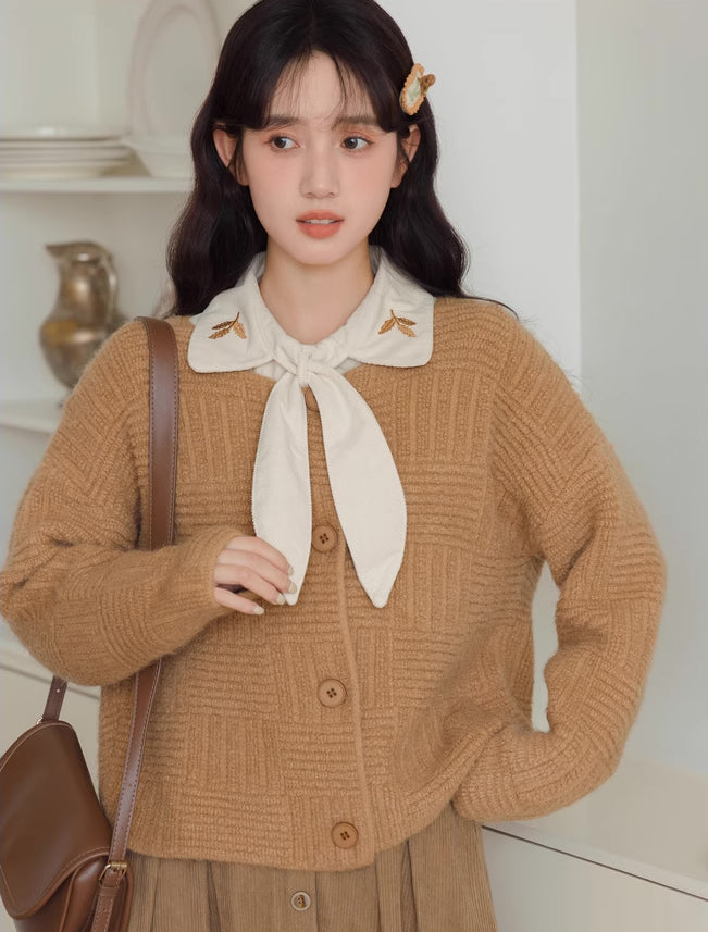 Leafy Corduroy Tie-Neck Blouse (Cream)