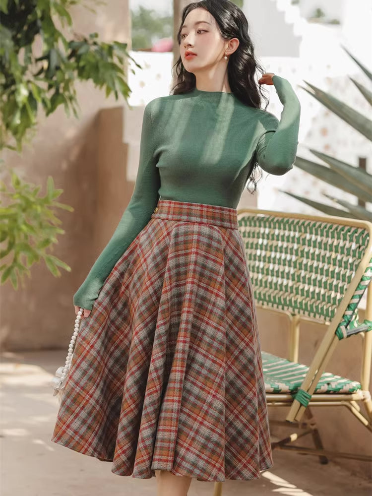 Maple Plaid Midi Circle Skirt (Multicolor)