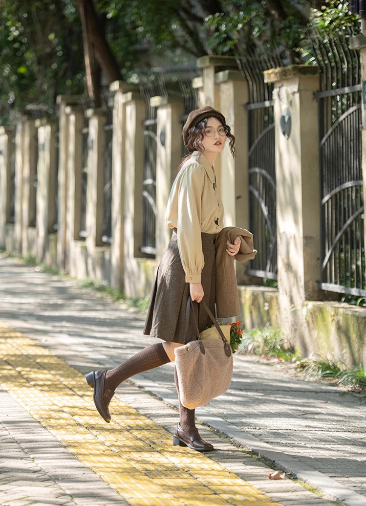 Black Cat Embroidered Blouse (Khaki)