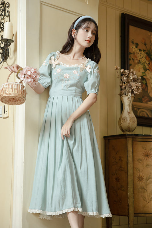 Teacup Rose Midi Dress (Blue)