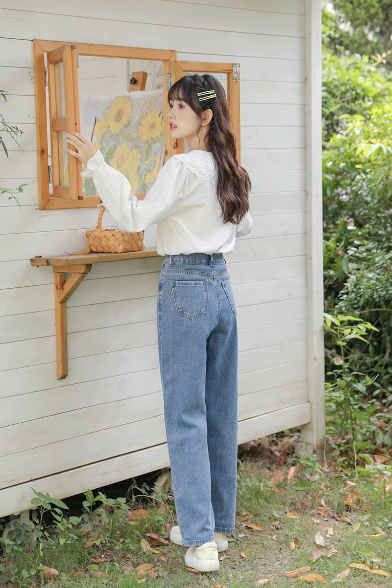 Popping Daisy Embroidered Jeans (Dark Denim)