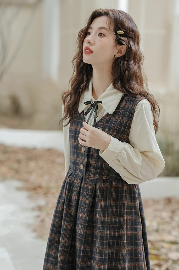 Edinburgh Plaid Pinafore Dress Set (Navy)