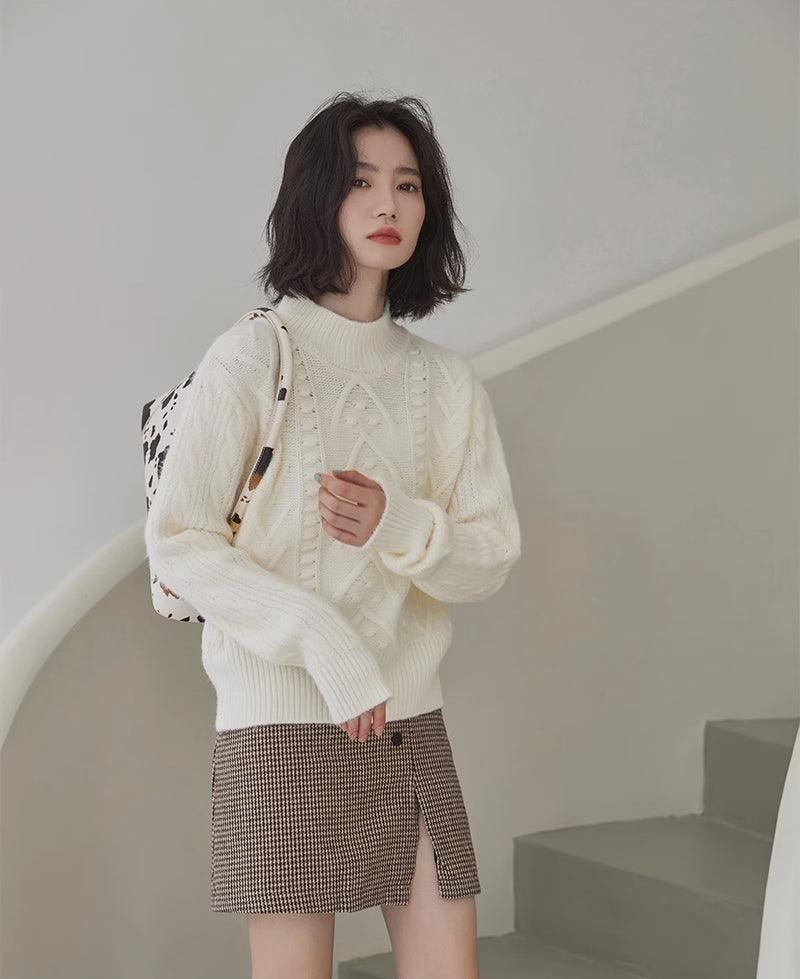 Arrowhead Mock Neck Sweater (4 Colors)