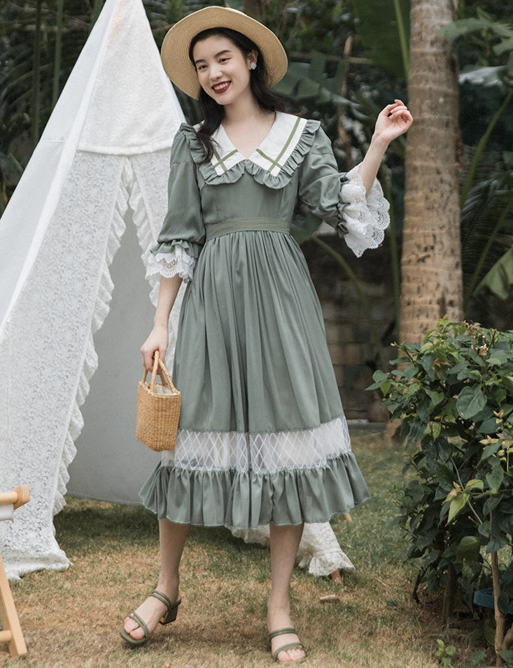 Adventure Peter Pan Collar Dress (Sage)