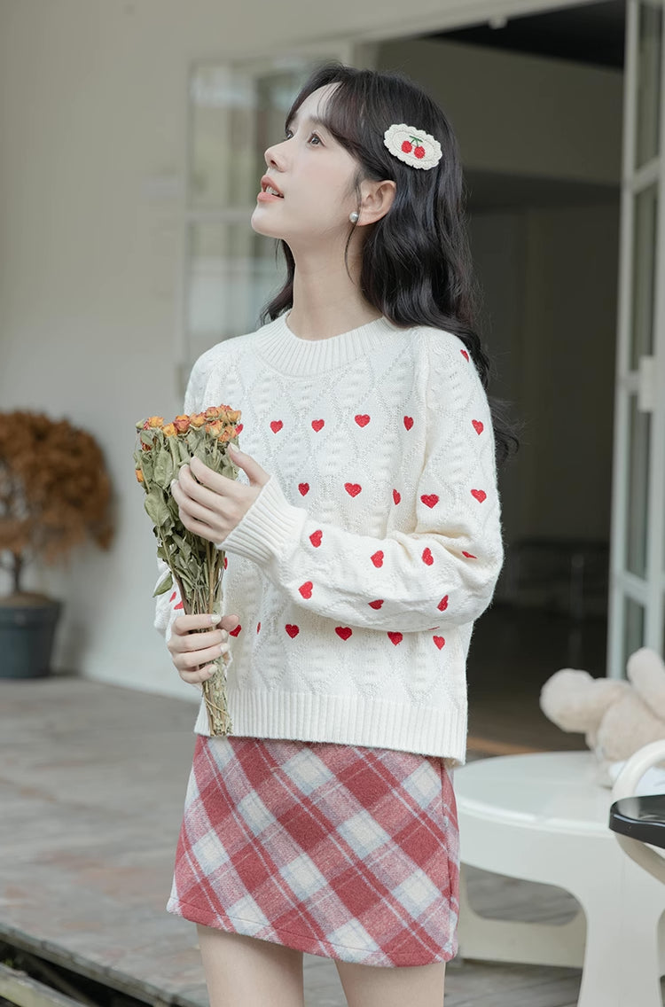 Little Hearts Embroidered Sweater (2 Colors)