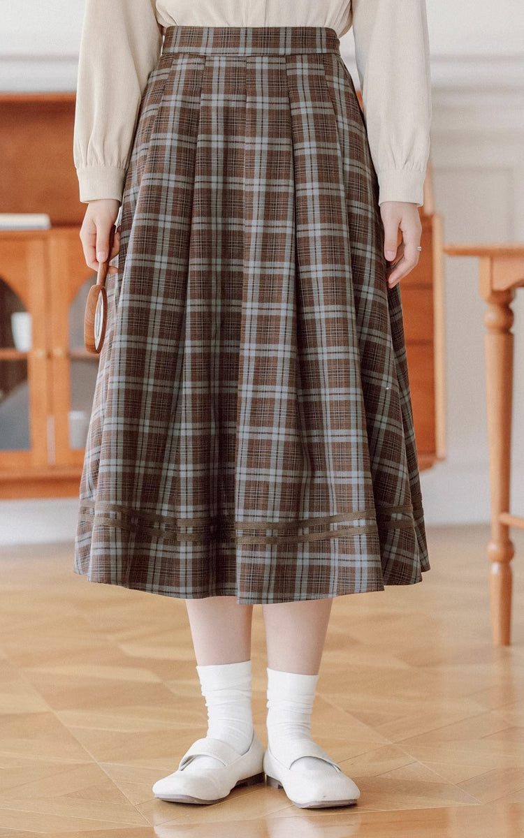 Mint Mocha Plaid Skirt (Brown)