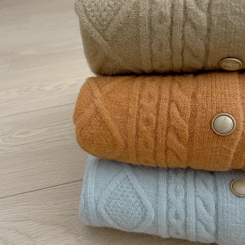 Round Neck Cable Knit Cardigan (9 Colors)