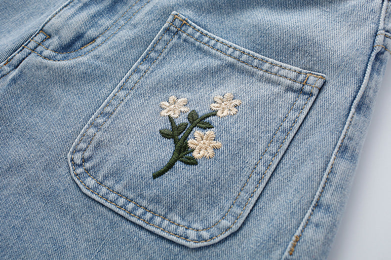 Posy Pockets Embroidered Shorts (Light Denim)