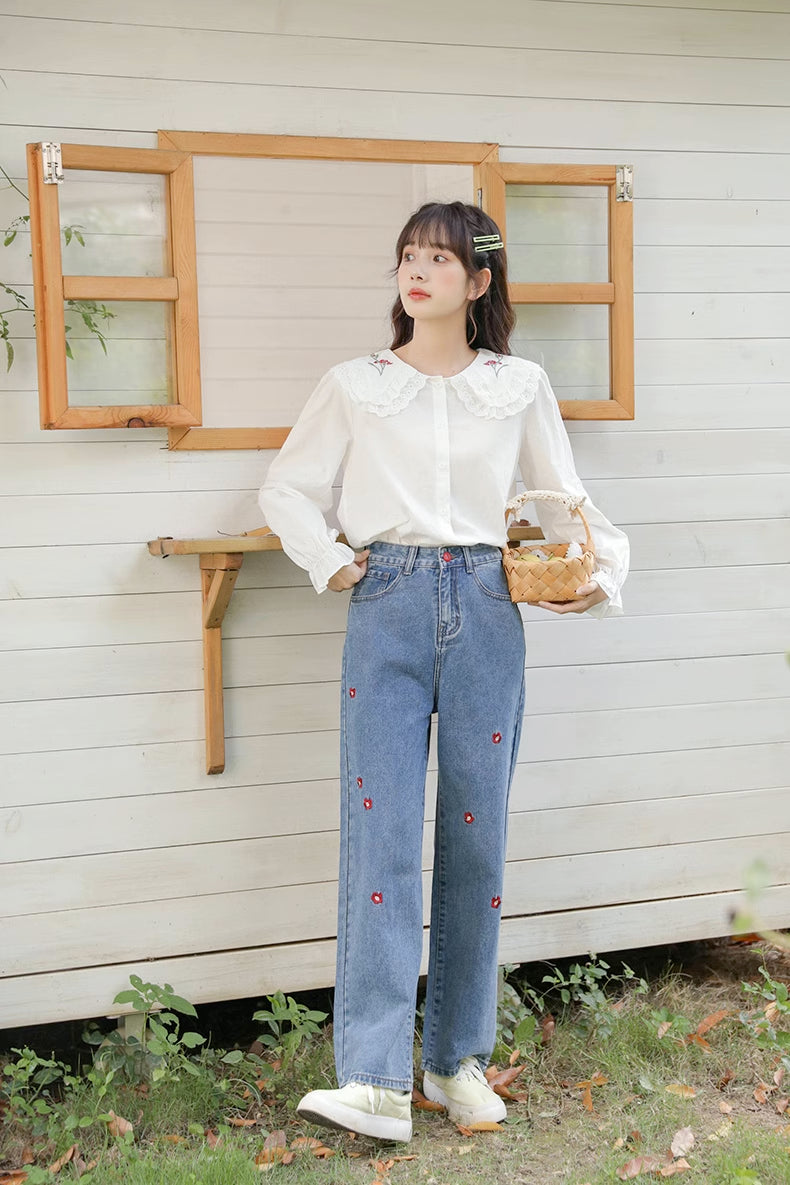 Popping Daisy Embroidered Jeans (Dark Denim)