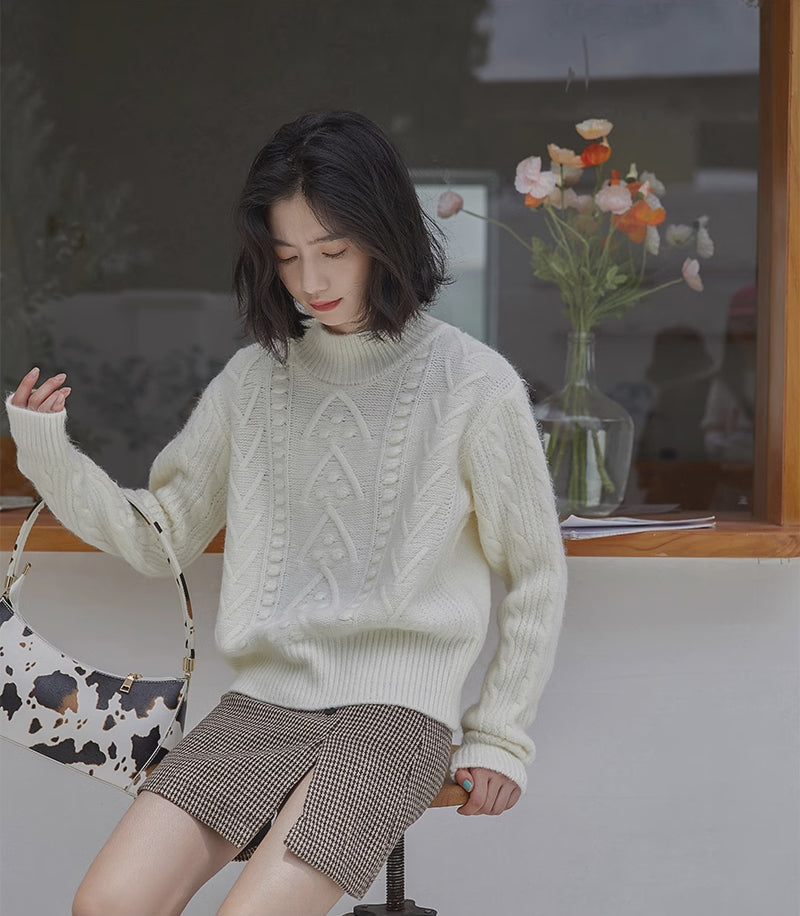 Arrowhead Mock Neck Sweater (4 Colors)