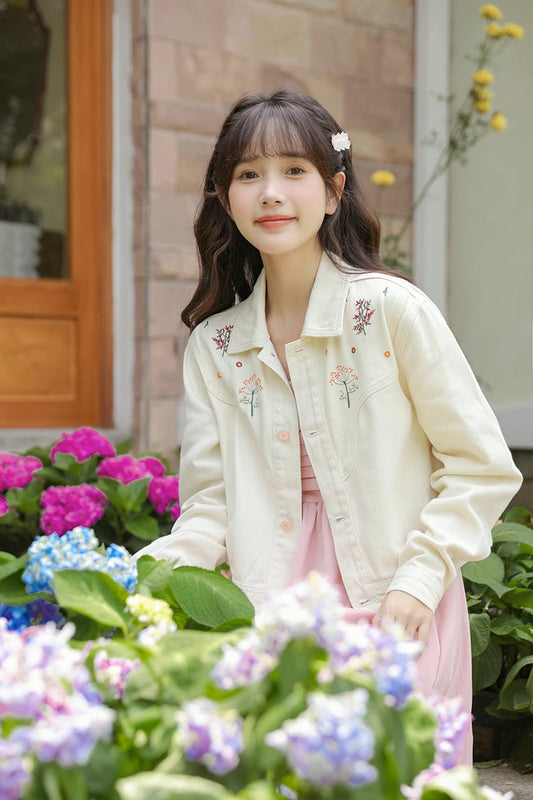 Ditsy Floral Embroidered Jacket (White)