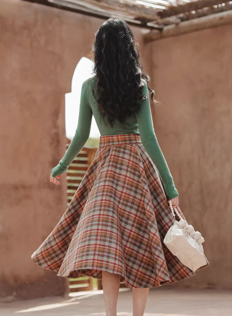 Maple Plaid Midi Circle Skirt (Multicolor)
