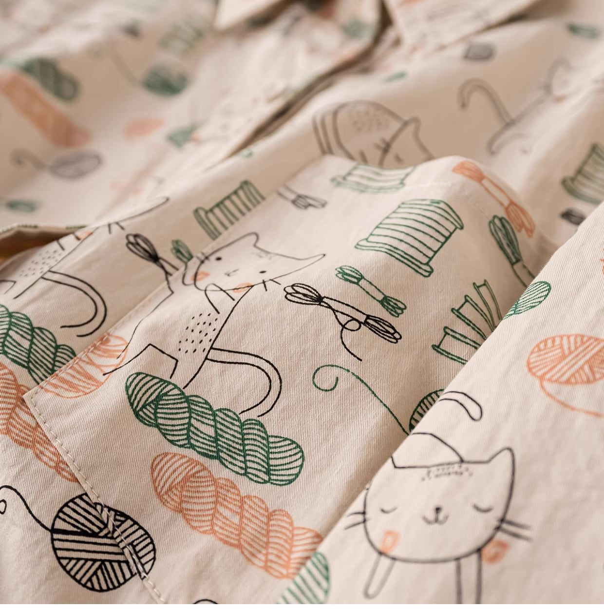 Cat Lady Blouse (Beige)