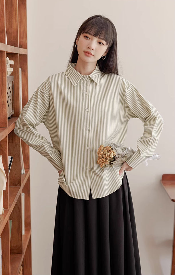 Criss Cross Cropped Throwover Sweater (Green)