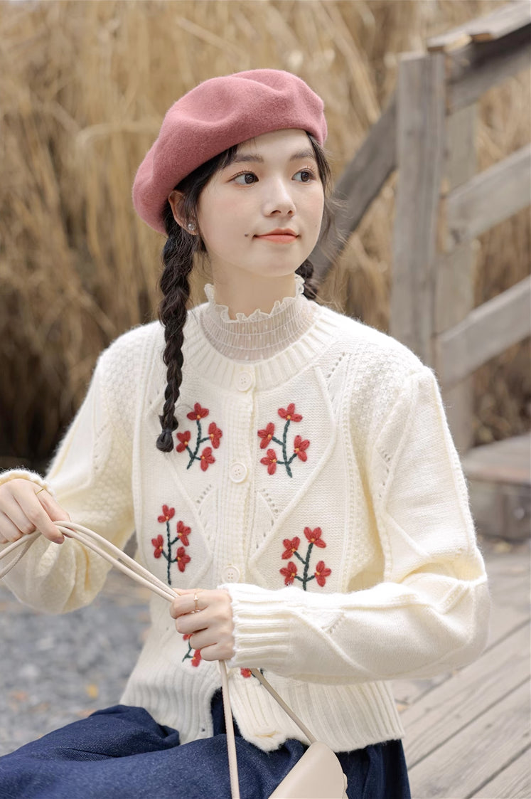 Ditsy Floral Embroidered Round Neck Cardigan (2 Colors)