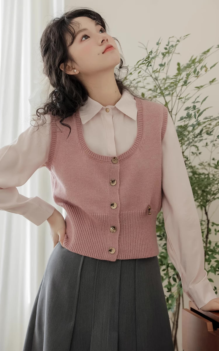 Little Bear Button Vest (3 Colors)
