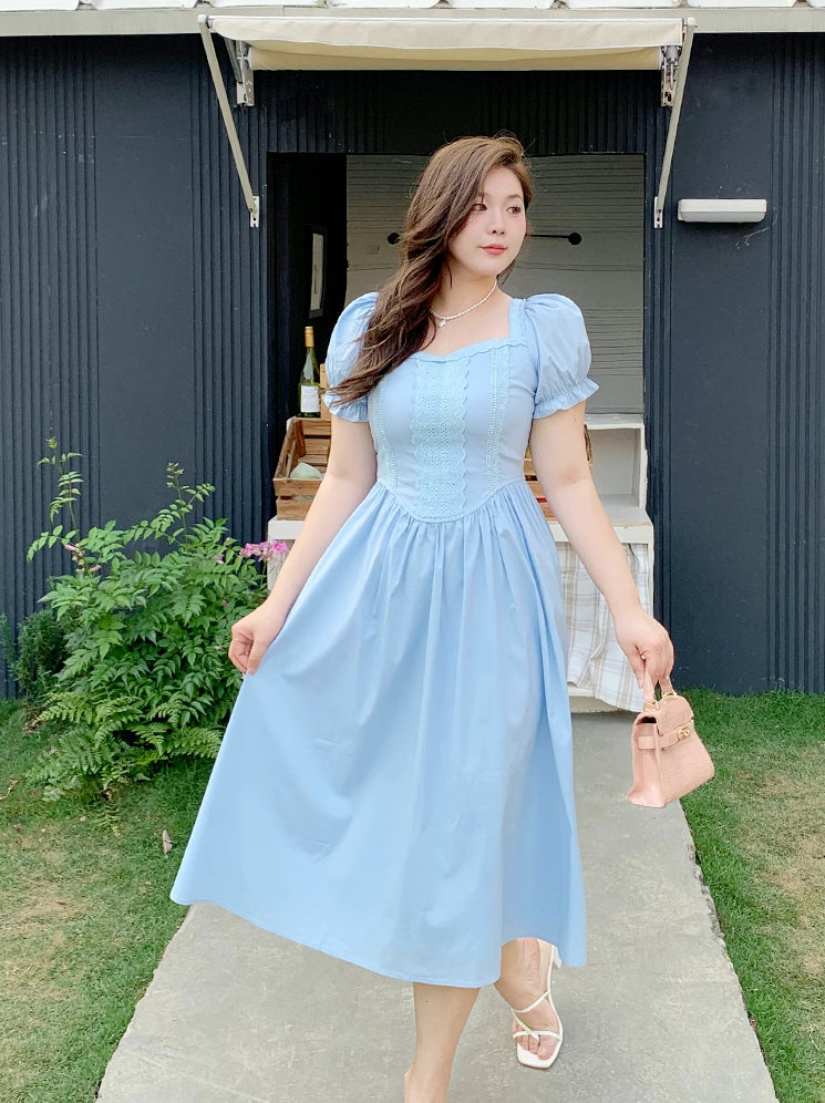 Jolie Broderie Midi Dress (3 Colors)