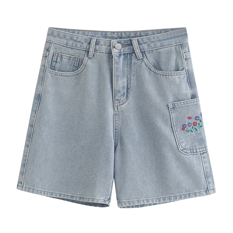 Flower Pocket Embroidered Shorts (Light Denim)