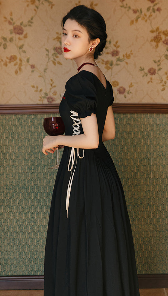 Onyx Rose Lace Up Dress (Black)