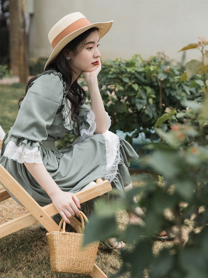 Adventure Peter Pan Collar Dress (Sage)