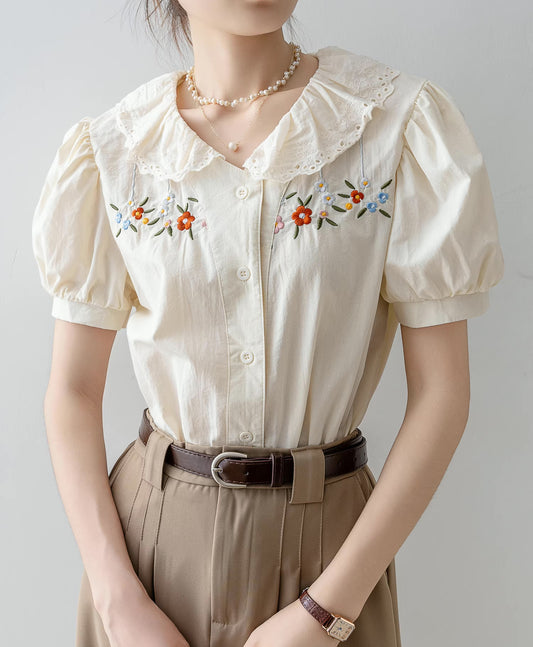 Falling Florals Short Sleeve Blouse (Cream)