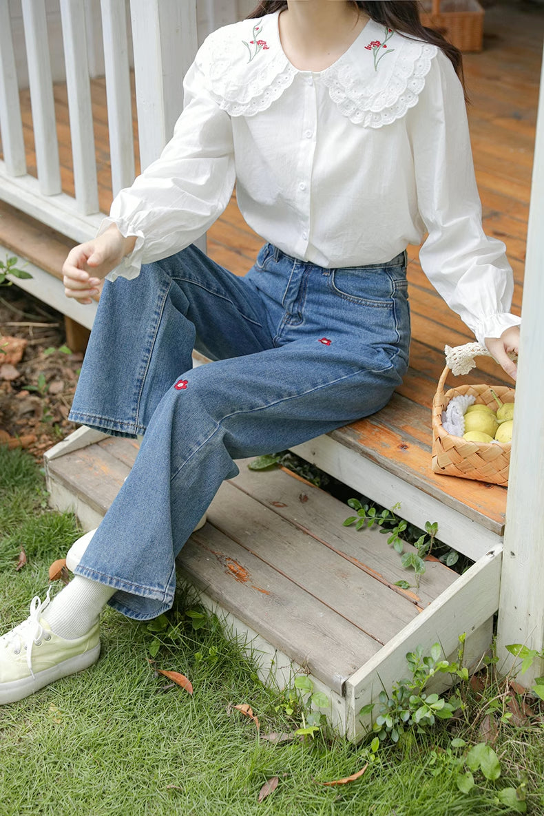 Popping Daisy Embroidered Jeans (Dark Denim)