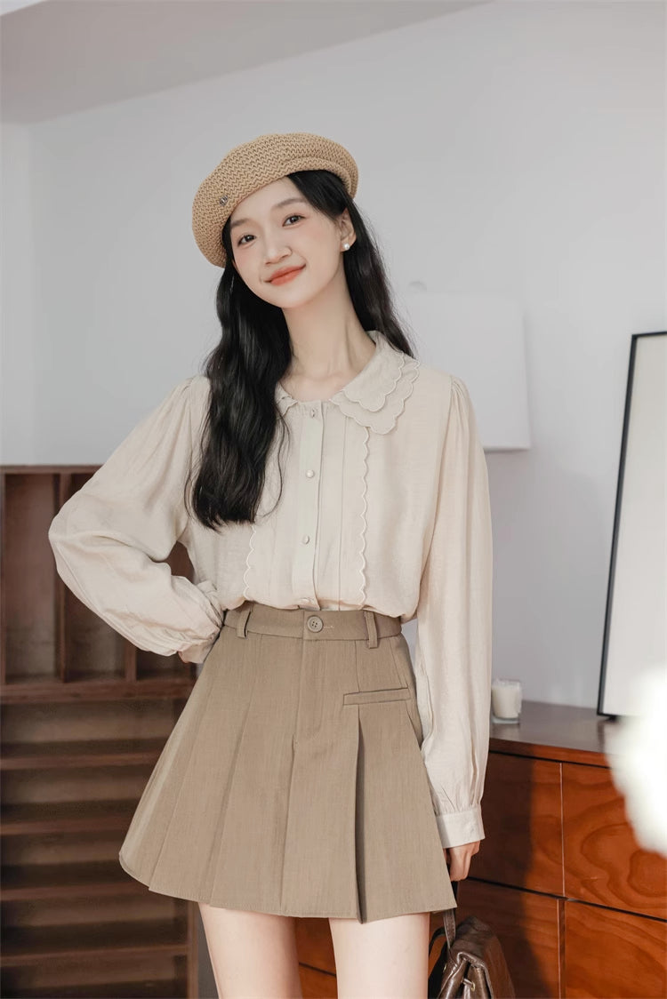 Scallop Trim Blouse (Light Khaki)