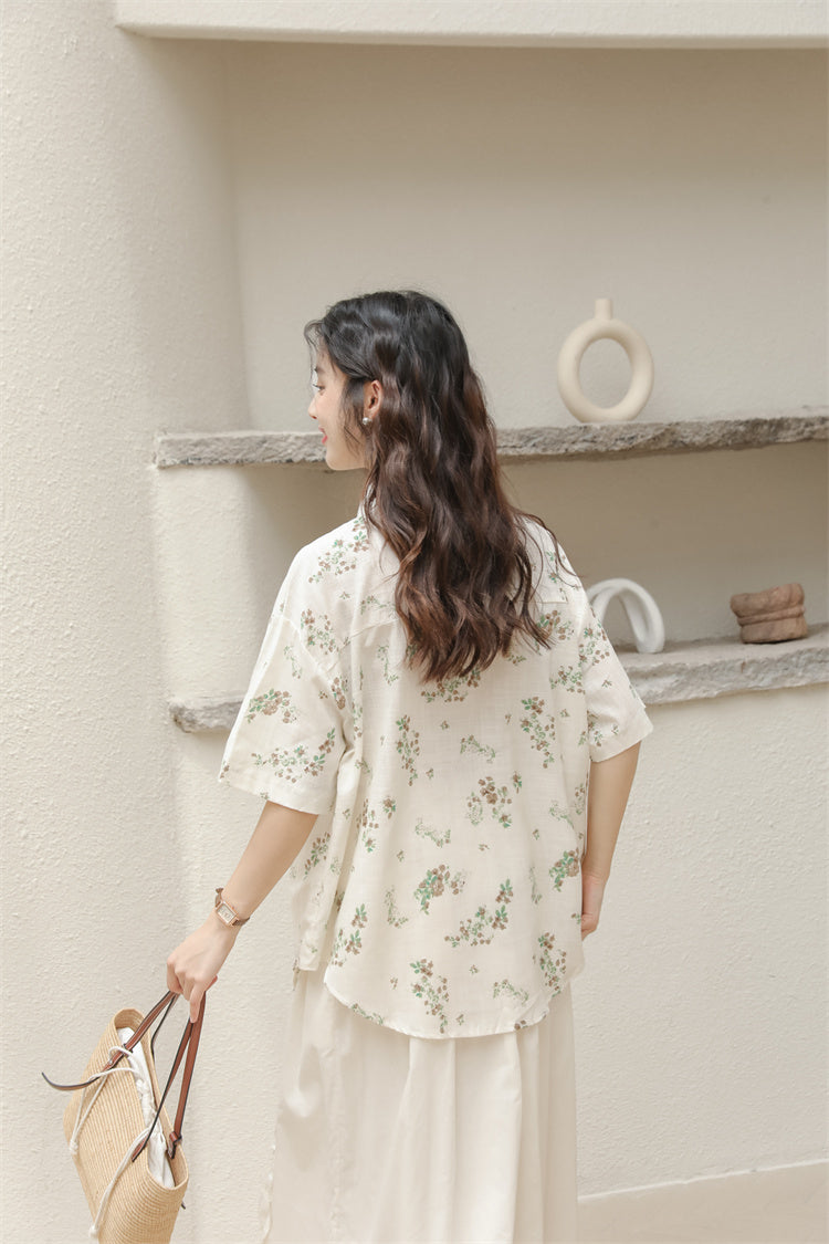 Girlfriend Floral Button Up Shirt (2 Colors)