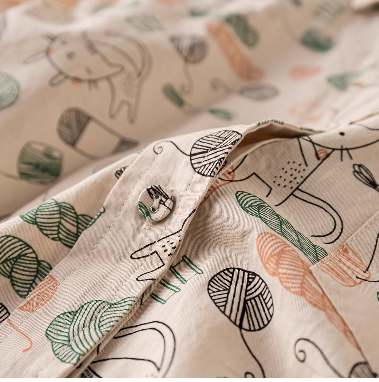 Cat Lady Blouse (Beige)