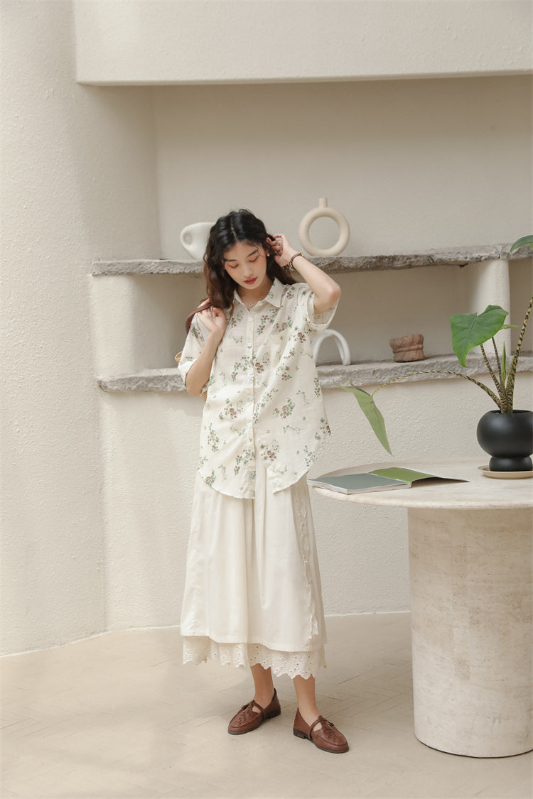 Girlfriend Floral Button Up Shirt (2 Colors)