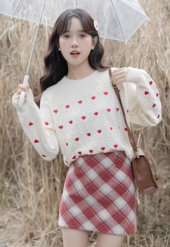 Little Hearts Embroidered Sweater (2 Colors)